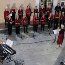 «Στων τραγουδιών την αγκαλιά» στην Άνω Ζήρια από την Χορωδία «Μελοφωνία» 1 «Στων τραγουδιών την αγκαλιά» στην Άνω Ζήρια από την Χορωδία «Μελοφωνία»