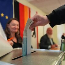 Γερμανία: Πολιτικός σεισμός στις κάλπες – Πρώτη δύναμη η ακροδεξιά στο Μεκλεμβούργο 3 Γερμανία: Πολιτικός σεισμός στις κάλπες – Πρώτη δύναμη η ακροδεξιά στο Μεκλεμβούργο