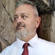 «Οι έσχατες ημέρες της αυλής του Μαξίμου» 2 «Οι έσχατες ημέρες της αυλής του Μαξίμου»