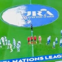 Ισραήλ – Ιρλανδία: Μαύρα περιβραχιόνια και άρνηση χειραψίας