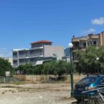 Δεμένικα: Πλατεία έχει μετατραπεί σε άτυπο χώρο στάθμευσης ΦΩΤΟ