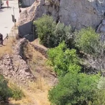 Σάκουλα γεμάτη οστρακοειδή, κεντρικό στοιχείο του θρίλερ
