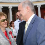 Αχαΐα: Το «αντίο» του Γιώργου Παπανδρέου στη μητέρα του Μαργαρίτα
