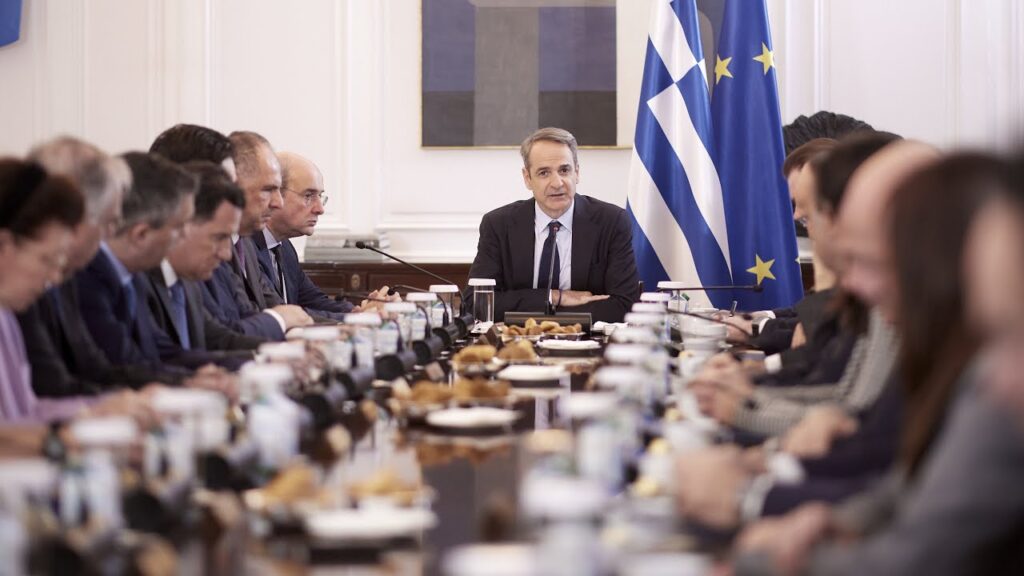 Κυβέρνηση σε συνεδρίαση του Υπουργικού Συμβουλίου για την ενεργει…