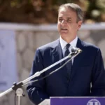 Μητσοτάκης από Καστελλόριζο: «Δεν δεχόμαστε απειλές και υποδείξεις» - Ειδικό σχέδιο ενίσχυσης με κίνητρο 5.000 ευρώ 