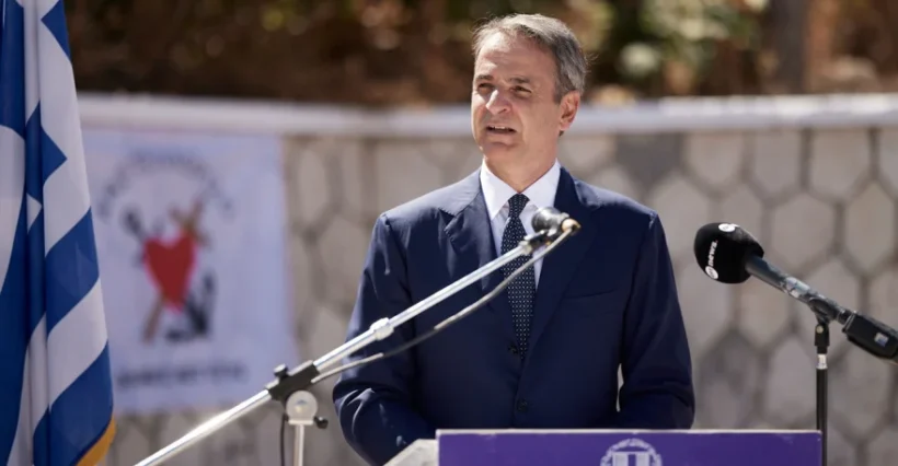 Μητσοτάκης από Καστελλόριζο: «Δεν δεχόμαστε απειλές και υποδείξεις» - Ειδικό σχέδιο ενίσχυσης με κίνητρο 5.000 ευρώ 4 Ο Πρωθυπουργός Μητσοτάκης στην Καστελλόριζο