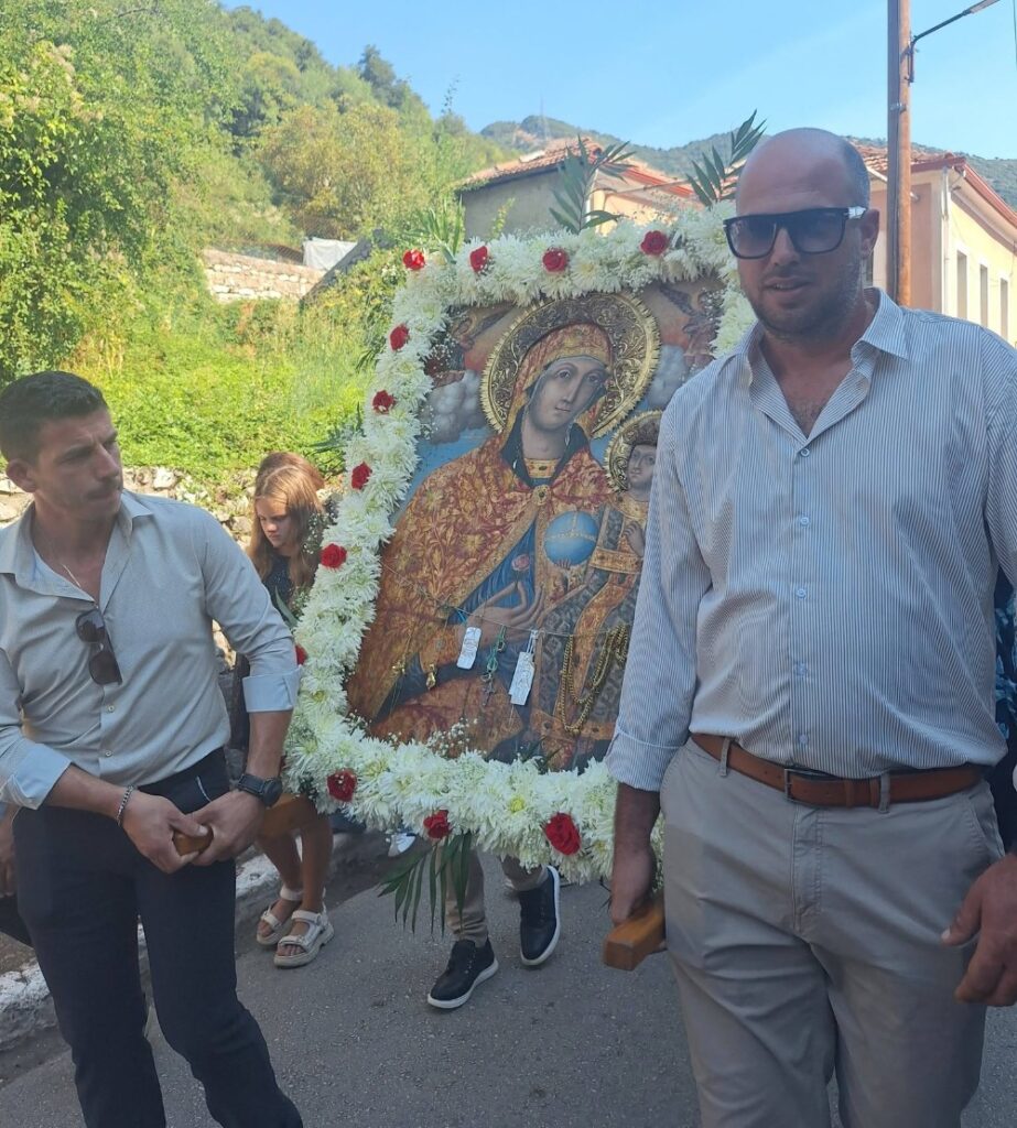 Η γέννηση της Θεοτόκου στην Κέρτεζη ΦΩΤΟ 8 Η γέννηση της Θεοτόκου στην Κέρτεζη ΦΩΤΟ