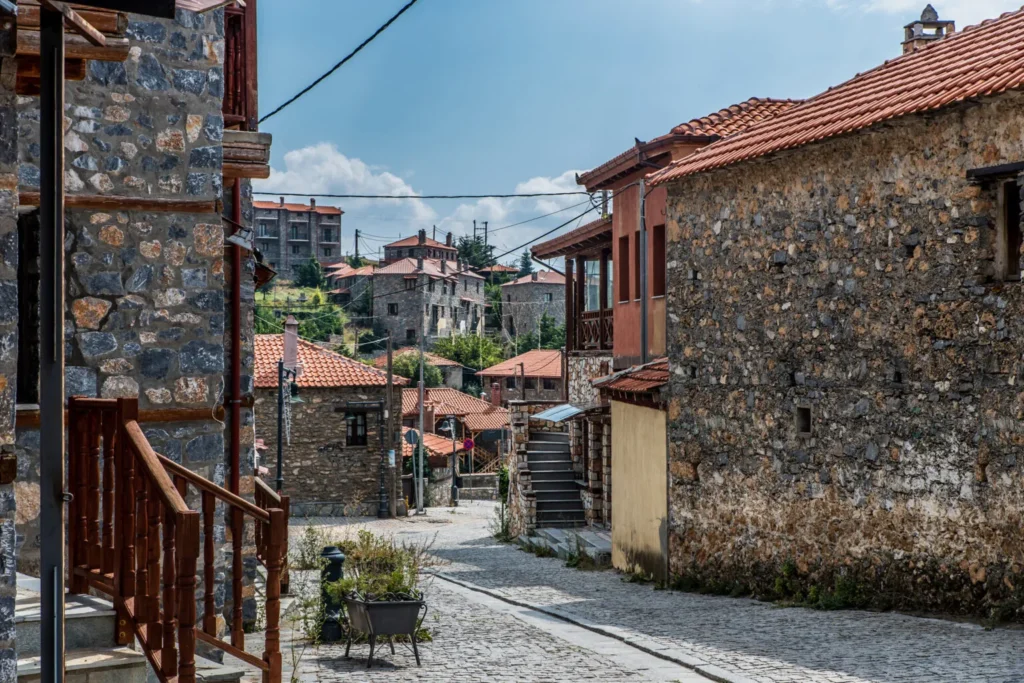 Αχαΐα: Η τουριστική κίνηση στα ορεινά - Ο καλοκαιρινός τζίρος - Οι αρμόδιοι στο Patrapress