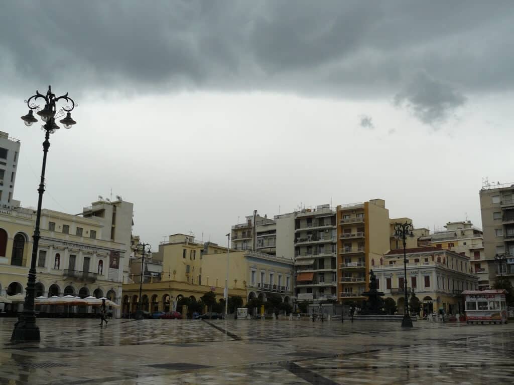 Καιρός στην Πάτρα με έντονους ανέμους
