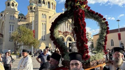 Πάτρα: Λαμπρός εορτασμός για την Επανακομιδή της Κάρας του Αγίου Ανδρέου ΦΩΤΟ 14 Πάτρα: Λαμπρός εορτασμός για την Επανακομιδή της Κάρας του Αγίου Ανδρέου ΦΩΤΟ