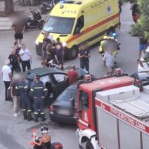 Πάτρα: Τροχαίο με τραυματίες και καπνούς σε αυτοκίνητο στα Ζαρουχλέϊκα ΦΩΤΟ 1 Πάτρα: Τροχαίο με τραυματίες και καπνούς σε αυτοκίνητο στα Ζαρουχλέϊκα ΦΩΤΟ