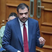 «Ο Αλέξης Τσίπρας πρόσθεσε 13 δισεκατομμύρια ευρώ στον λογαριασμό τινάζοντας την μπάνκα στον αέρα»