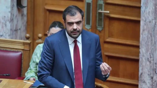 «Ο Αλέξης Τσίπρας πρόσθεσε 13 δισεκατομμύρια ευρώ στον λογαριασμό τινάζοντας την μπάνκα στον αέρα»