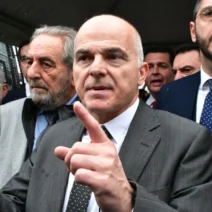 Ψαρόπουλος στη δίκη για τα Τέμπη: Η πυρόσφαιρα αποτέλεσε αιτία θανάτου της κόρης μου