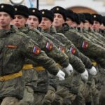 Ρωσία: «Σιωπηρή επιστράτευση» 300.000 στρατιωτών – Σε επιφυλακή η Ευρώπη