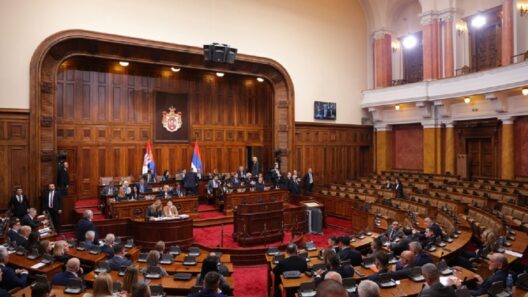 Σερβία: Προ των πυλών πρόωρες εκλογές - Πρόταση για διάλυση της Βουλής