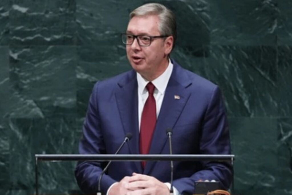 Σερβία: Παραιτήθηκε ο Βούτσιτς – Η επόμενη κίνησή του