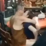 Ταϊλάνδη: Σάλος με μοναχό να κάνει σεξ σε βουδιστικό ναό ΒΙΝΤΕΟ