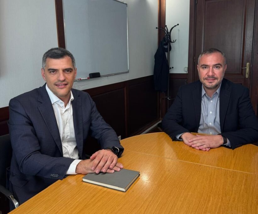 Αχαΐα: Οι νέες ευκαιρίες απασχόλησης στη συνάντησης Τσώκου με τον υποδιοικητή της ΔΥΠΑ 4 Αχαΐα: Οι νέες ευκαιρίες απασχόλησης στη συνάντησης Τσώκου με τον υποδιοικητή της ΔΥΠΑ