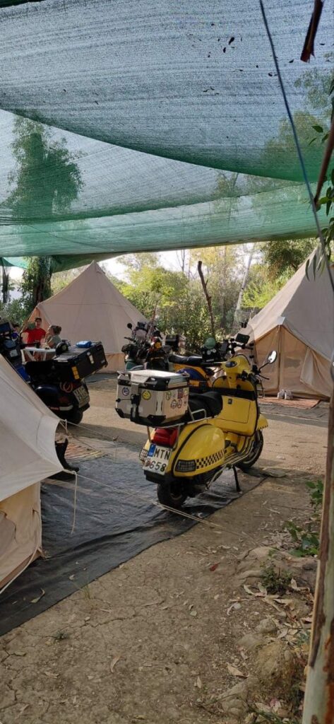 Η Πανελλήνια Συνάντηση Φίλων Vespa στον Κάτω Αλισσό ΦΩΤΟ