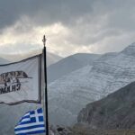 Όλυμπος: Έπεσαν τα πρώτα χιόνια με τη βουτιά της θερμοκρασίας ΒΙΝΤΕΟ