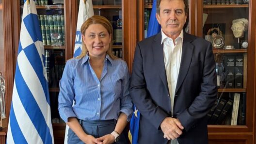 Αχαΐα: Συνάντηση της Χρ. Αλεξοπούλου με τον Μιχάλη Χρυσοχοΐδη για την ενίσχυση της Αστυνομίας 12 Αχαΐα: Συνάντηση της Χρ. Αλεξοπούλου με τον Μιχάλη Χρυσοχοΐδη για την ενίσχυση της Αστυνομίας