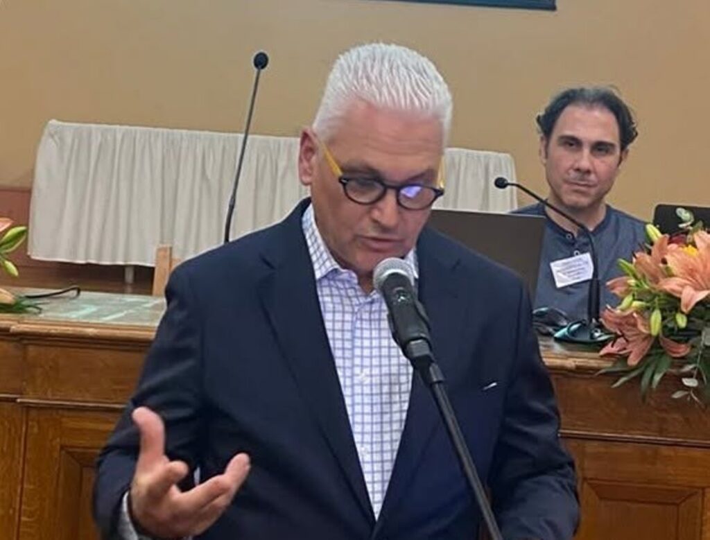 Φωκίων Ζαΐμης: Μπορεί η AI να αντικαταστήσει τους ποιητές;