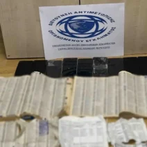Ζεφύρι: « Nτου» αστυνομικών σε κρησφύγετο κυκλώματος με τηλεφωνικές απάτες – 700.000€ η λεία ΒΙΝΤΕΟ