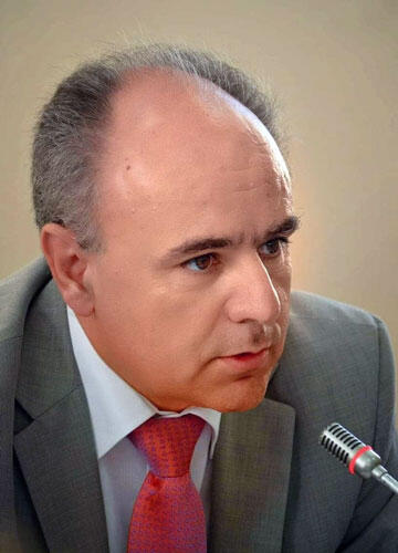 Πάτρα: Πόσο διαφορετικό θα ήταν το κυκλοφοριακό με Δημοτική Αστυνομία – Διπλοπαρκάρισμα και Εργα σε πρώτο πλάνο - Δήμος, Αντιπολίτευση, Αστυνομία στο Patrapress 8 Πάτρα: Πόσο διαφορετικό θα ήταν το κυκλοφοριακό με Δημοτική Αστυνομία – Διπλοπαρκάρισμα και Εργα σε πρώτο πλάνο - Δήμος, Αντιπολίτευση, Αστυνομία στο Patrapress