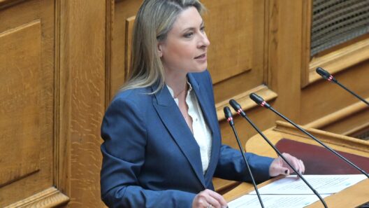 «Για την επίθεση Φαραντούρη στην Α. Σδούκου» 12 «Για την επίθεση Φαραντούρη στην Α. Σδούκου»