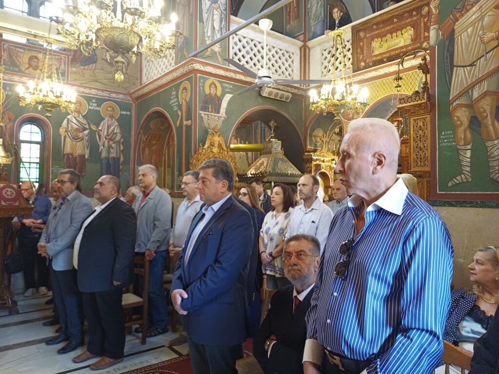 Οι Εμποροι της Αιγιαλείας τίμησαν για πρώτη φορά, τον Προστάτη τους Άγιο Νικόλαο τον Παντοπώλη ΦΩΤΟ 6 Οι Εμποροι της Αιγιαλείας τίμησαν για πρώτη φορά, τον Προστάτη τους Άγιο Νικόλαο τον Παντοπώλη ΦΩΤΟ