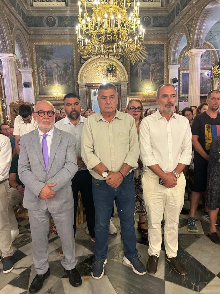 Σε Παντάνασσα και Παναγία Πλατανιώτισσα ο Ανδρέας Κατσανιώτης ΦΩΤΟ