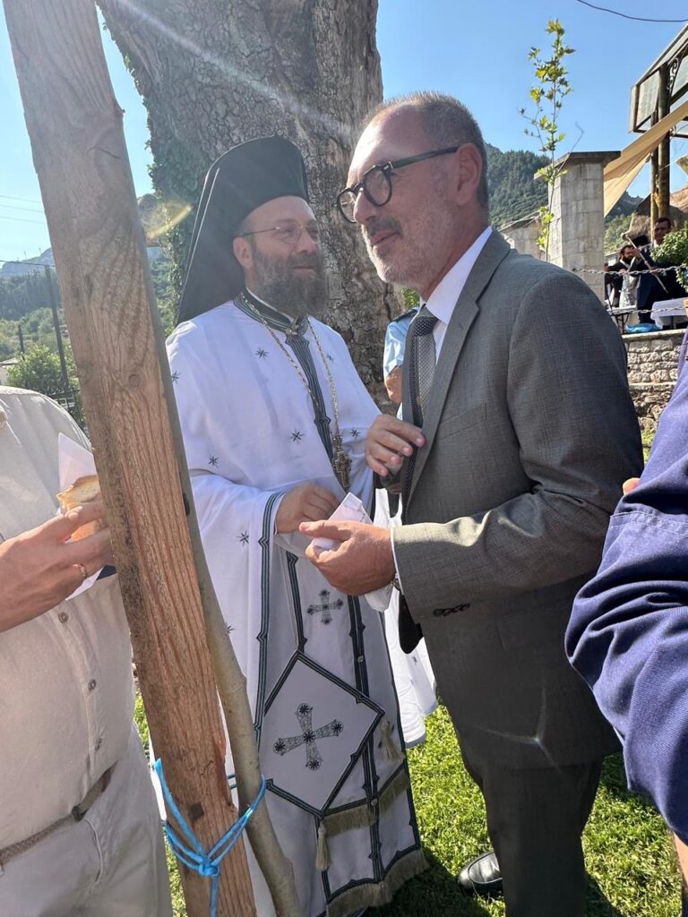 Σε Παντάνασσα και Παναγία Πλατανιώτισσα ο Ανδρέας Κατσανιώτης ΦΩΤΟ