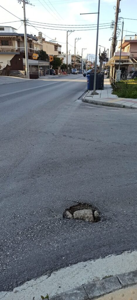 Πάτρα: Κακοί δρόμοι με λακκούβες παντού – Τα έργα και ο σχεδιασμός - Ο αρμόδιος αντιδήμαρχος στο Patrapress ΦΩΤΟ