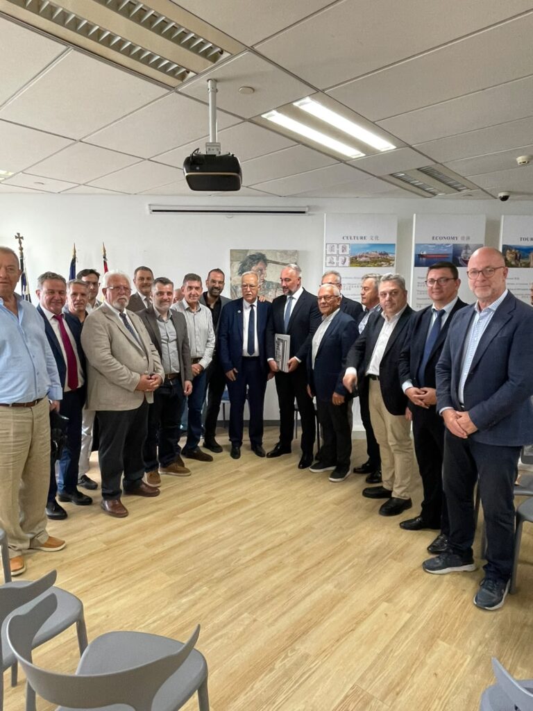 Επαφές της Περιφέρειας Δυτικής Ελλάδας και της ΠΕΔ στο Γενικό Προξενείο της Ελλάδας στη Σαγκάη
