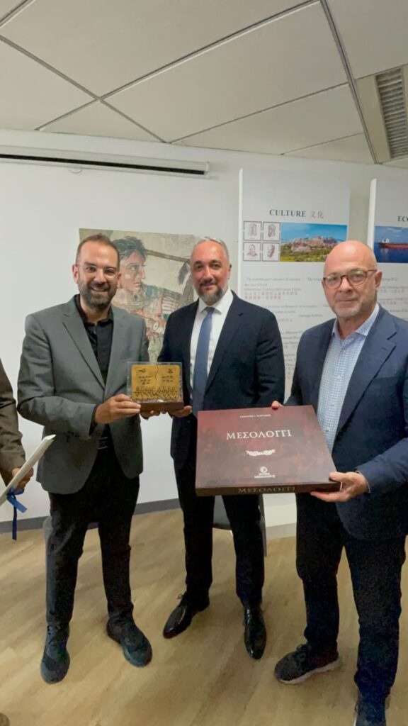 Επαφές της Περιφέρειας Δυτικής Ελλάδας και της ΠΕΔ στο Γενικό Προξενείο της Ελλάδας στη Σαγκάη