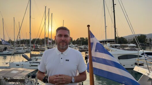 Βάλλης για συνάντηση με Σαμαρά: «Συνεχίζω να επικεντρώνομαι στον θεσμικό μου ρόλο» 17 Βάλλης για συνάντηση με Σαμαρά: «Συνεχίζω να επικεντρώνομαι στον θεσμικό μου ρόλο»