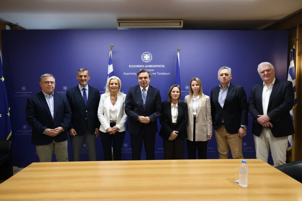 Συνάντηση Σχοινά με τις επτά Αποκεντρωμένες Διοικήσεις – Στο επίκεντρο ο πρωτογενής τομέας ΦΩΤΟ