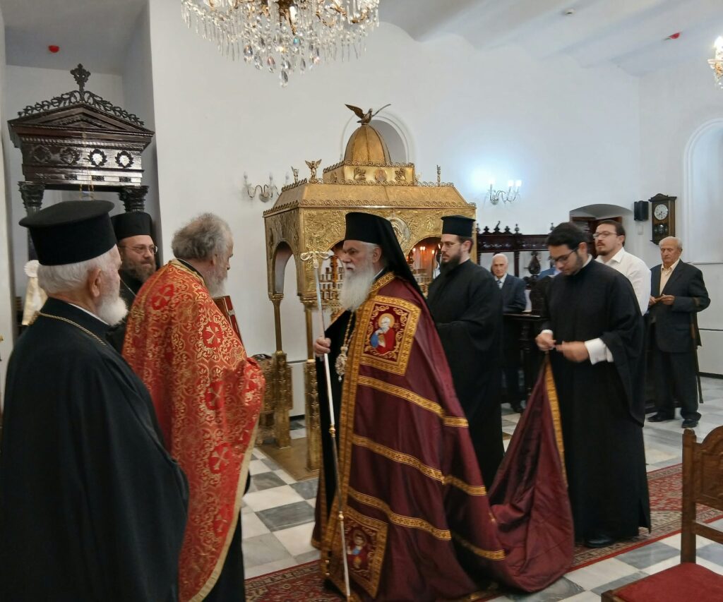 Στο Αίγιο η χειροτονία του Χαραλάμπους Φάκου σε Διάκονο ΦΩΤΟ
