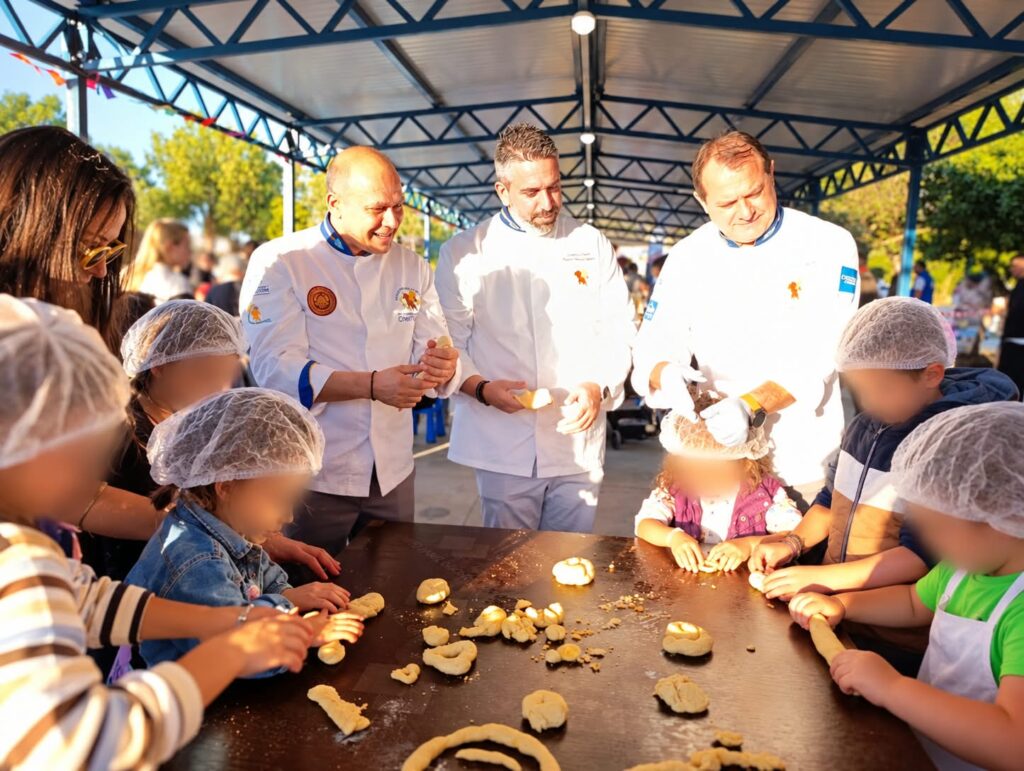 Ο Θωμάς Λαζανάς με τη Λέσχη Αρχιμαγείρων δίπλα στο πάρκο στην Πάτρα