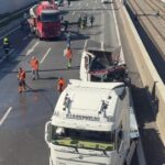 Σοβαρό τροχαίο στην Αττική Οδό: Ο οδηγός φορτηγού εκτινάχθηκε