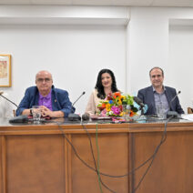 Πάτρα: Με μεγάλη συμμετοχή η παρουσίαση του βιβλίου «Αλφαβητικές Πολιτείες» της Πηνελόπης Λαμπούση ΦΩΤΟ