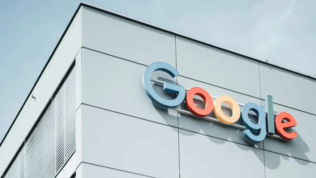 Βρετανία: Βλάβη στο Google Cloud επηρεάζει τράπεζες και δημόσιο τομέα