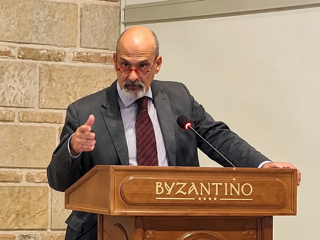 Πάτρα: Η δημογραφική γήρανση και οι επιπτώσεις της στο επίκεντρο ημερίδας 