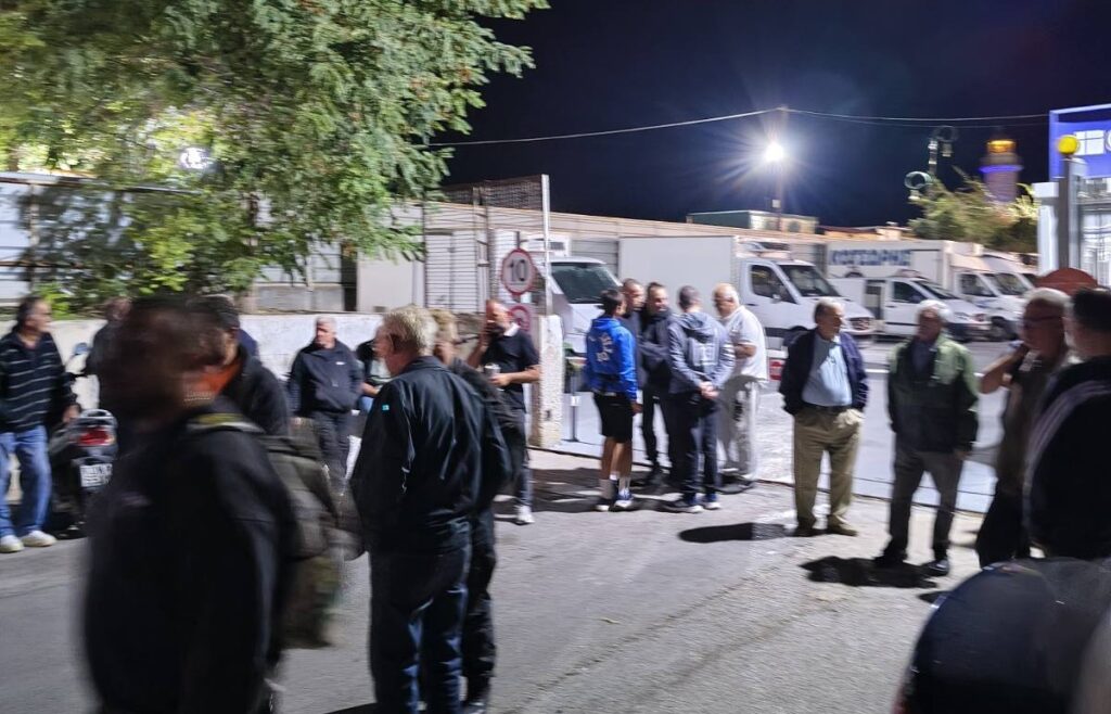 Πάτρα: Αποκλεισμός της Ιχθυόσκαλας από επαγγελματίες Αλιείς - Για ανατιμήσεις και θαλάσσια Πάρκα ΒΙΝΤΕΟ-ΦΩΤΟ