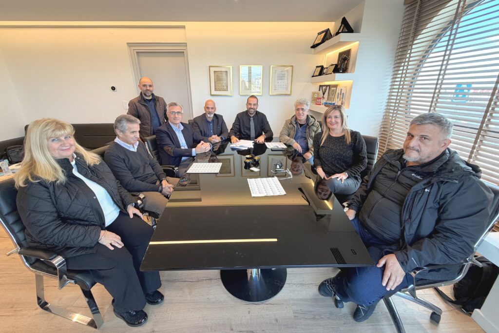Αχαΐα: Υπογραφή σύμβασης για την επιδότησή των φοιτητικών μετακινήσεων ΦΩΤΟ