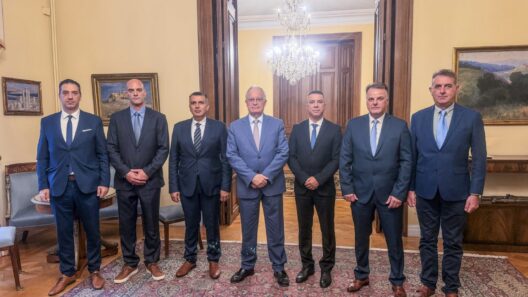Ο Πατρινός Νικόλαος Λυμπέρης στον Πρόεδρο της Δημοκρατίας