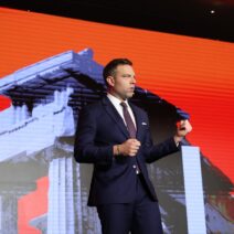 Στέφανος Κασσελάκης από τη METAGORA των Δημοκρατών: «Αλλάζουμε την πολιτική στην πράξη» ΦΩΤΟ 1 Στέφανος Κασσελάκης από τη METAGORA των Δημοκρατών: «Αλλάζουμε την πολιτική στην πράξη» ΦΩΤΟ