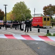 Γαλλία: «Θύελλα» αντιδράσεων στο Παρίσι, επεισόδια στη Λυών 1 Γαλλία: «Θύελλα» αντιδράσεων στο Παρίσι, επεισόδια στη Λυών