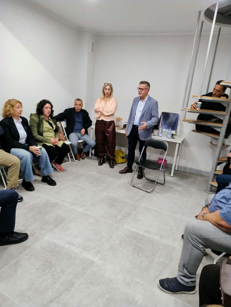Πάτρα: Τα στελέχη του Κασσελάκη εν όψει του Περιφερειακού Συνεδρίου ΦΩΤΟ 6 Πάτρα: Τα στελέχη του Κασσελάκη εν όψει του Περιφερειακού Συνεδρίου ΦΩΤΟ